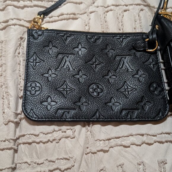 Louis Vuitton Bag - Picture 9 of 13